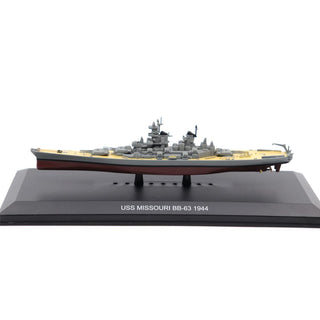 Motor City Classics USS Missouri BB-63 1944 - Legendary Battleships - 241944
