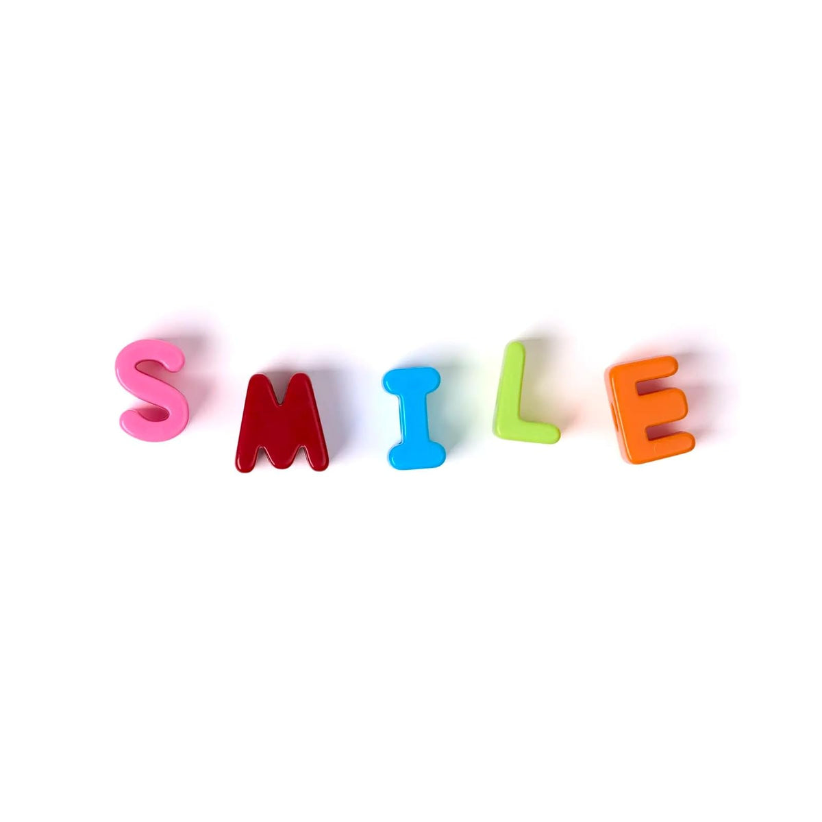 C SEVEN Shoelace, 22 mm (L) × 18 mm (W) per block, Smile