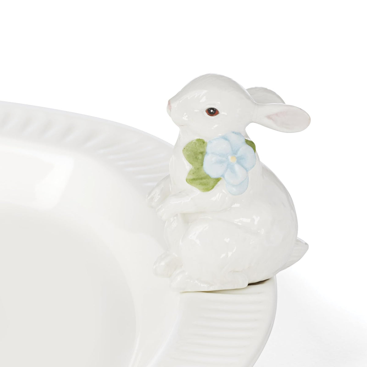 Lenox Figurine, 1 Count, White