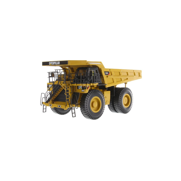 Diecast Masters Non Riding Toy Vehicle, 8.75 inches, Yellow