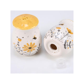 Primitives by Kathy Food Shaker