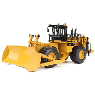 Diecast Masters Non Riding Toy Vehicle, One Size, Yellow