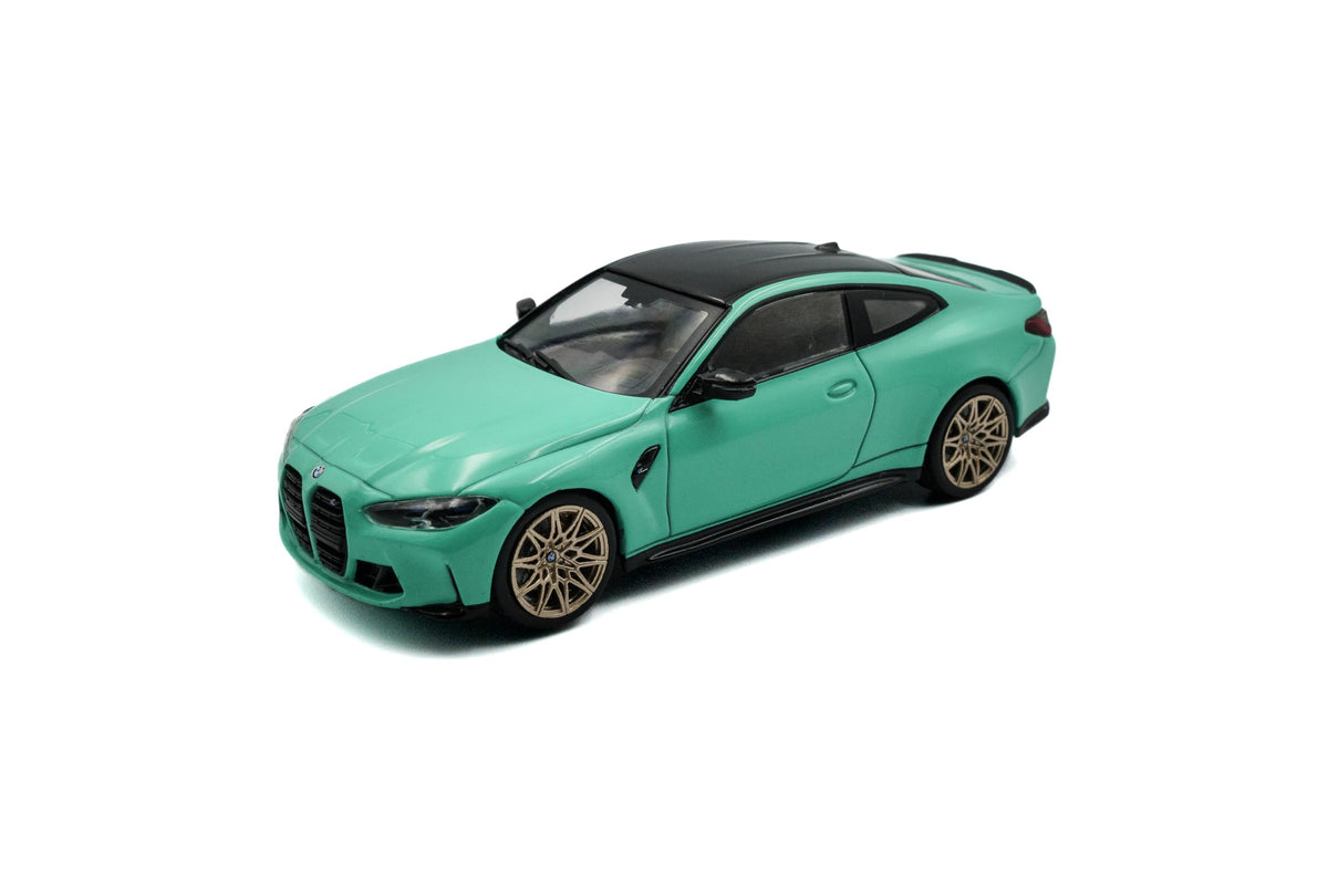 Solido Non Riding Toy Vehicle, 1/43, Green