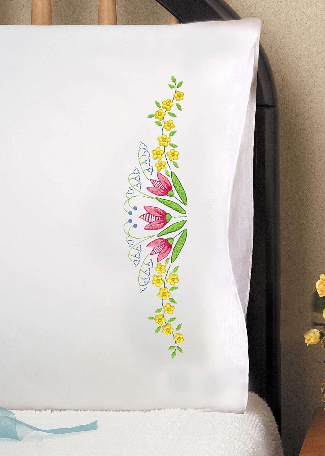 Design Works Crafts Tobin Tulip Time Stamped for Embroidery Pillowcases