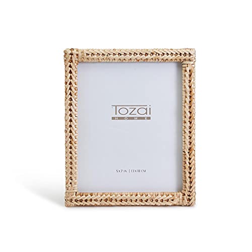 Two's Company Tozai Amanpulo Woven Rattan 5" x 7" Photo Frame (hangs or stands)