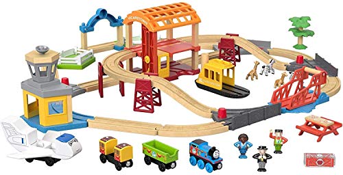 Fisher-Price Thomas & Friends Wood Busy Island Set, Toy Train Set with 40+ Pieces, Including Track, 5 Characters, poseable Figures and 3 Destinations