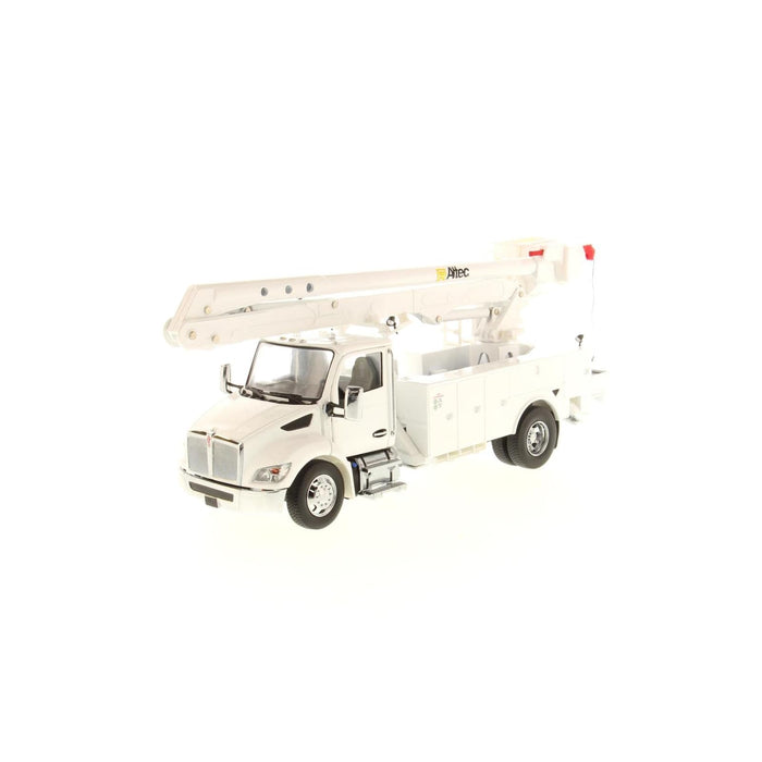 Diecast Masters Non Riding Toy Vehicle, White, Modern