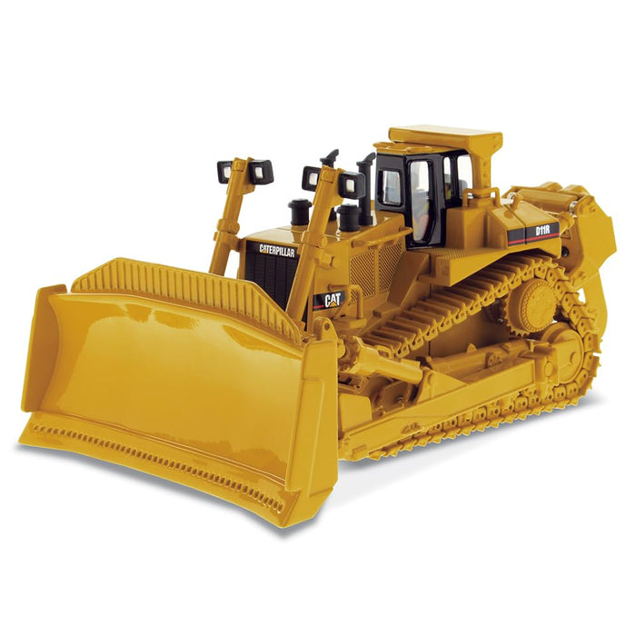 Diecast Masters Non Riding Toy Vehicle, Large, Yellow