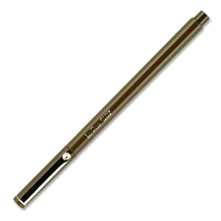 Marvy Le Pen, Brown