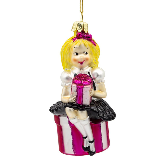 Eloise At The Plaza Glass Ornament