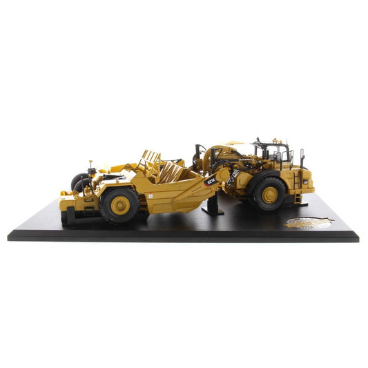1:50 Cat 621K Scraper & CAT No.70 Scraper with D7 Track-Type Tractor - Diecast Masters - 85663 - Evolution Series