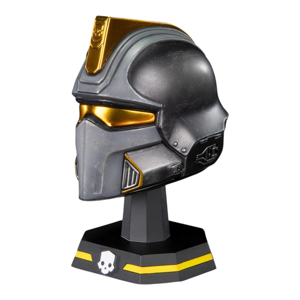 Dark Horse Comics Figurine, 4.5 Inches, Grey, Gold