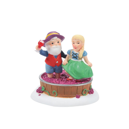 *Department 56 North Pole Series Great Grape Stomping, Village Figure, 1.81 Inch, Multicolor