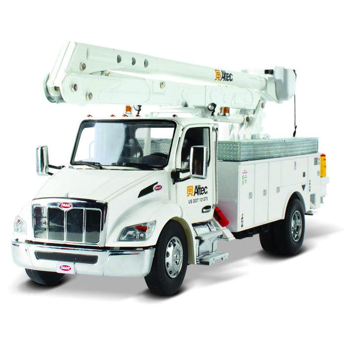 Diecast Masters Non Riding Toy Vehicle