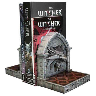 Dark Horse Deluxe The Witcher: Wild Hunt Bookends, Multicolor