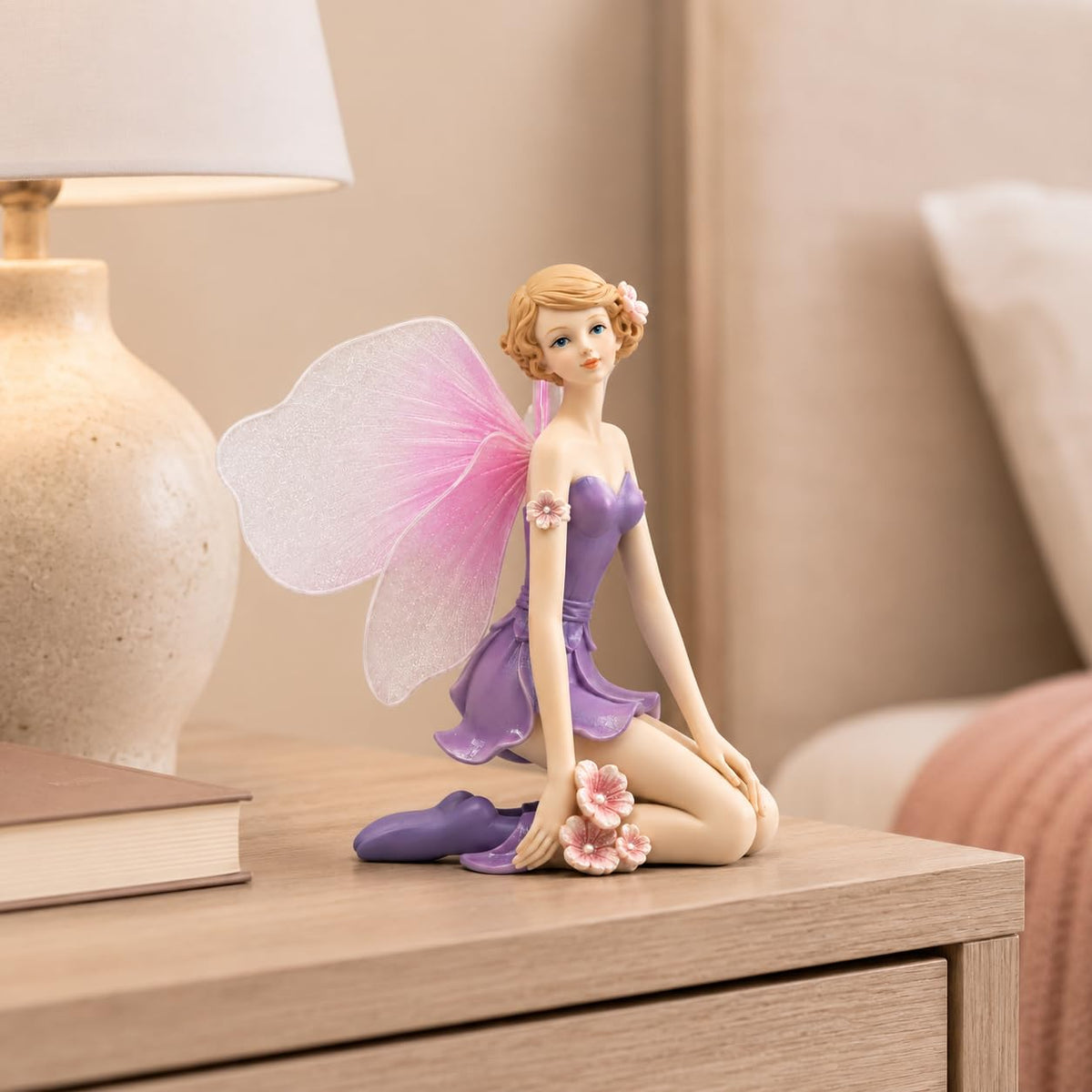 Comfy Hour Figurine, Compact, Pastel Violet Dress