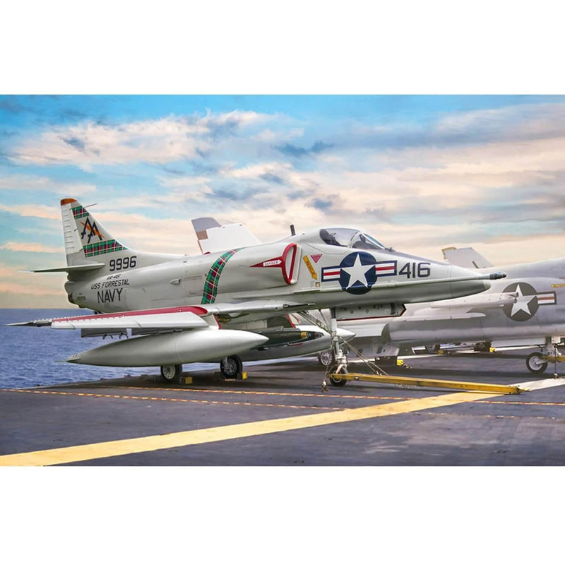 Italeri 2826 A-4E/F/G Skyhawk, 1:48 Scale, Model Kit, Plastic Model Assembly, Model Making, IT2826
