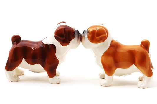 Pacific Trading Bulldogs Attractives Salt Pepper Shaker Made of Ceramic