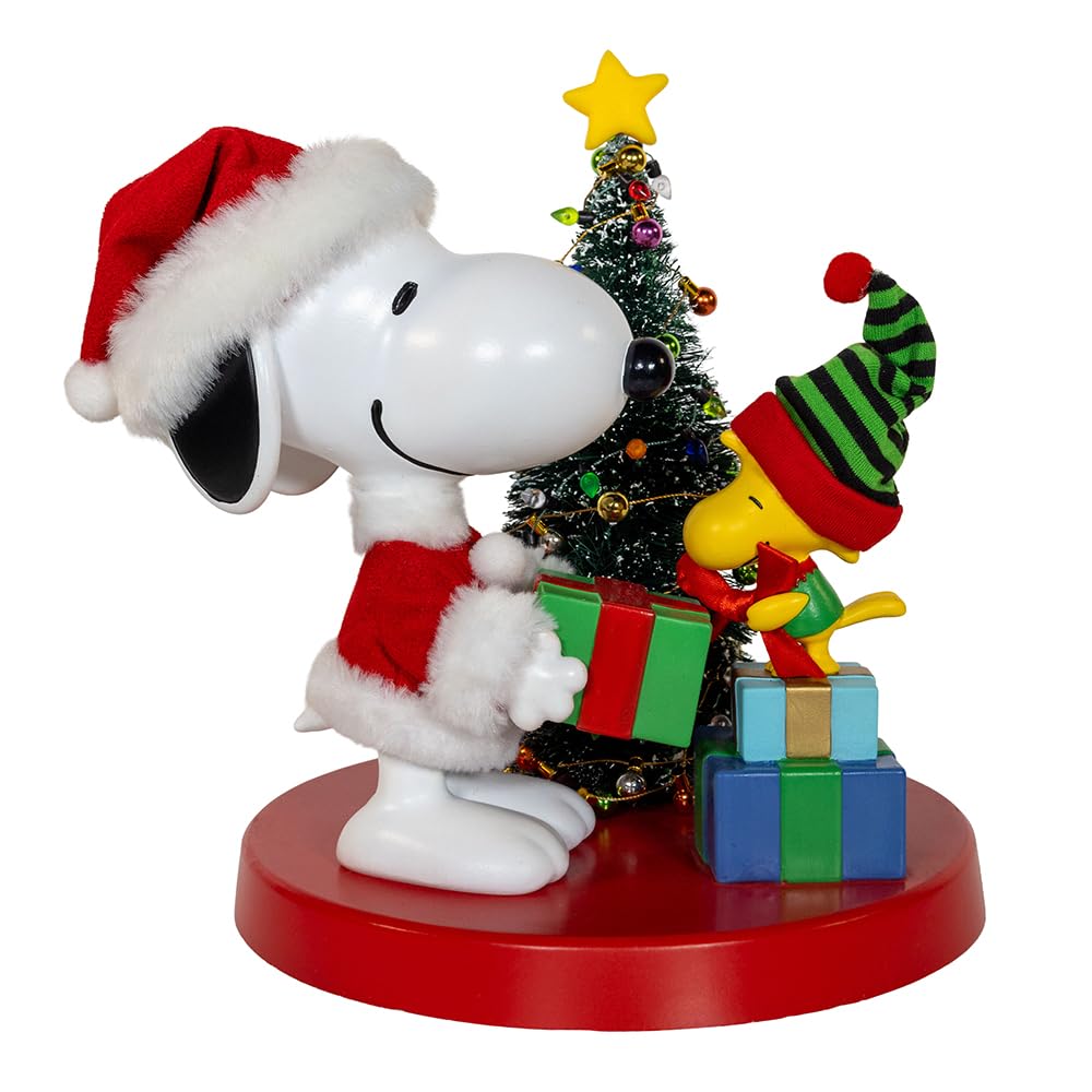 Peanuts Figurine, 8 inches, Multicolor