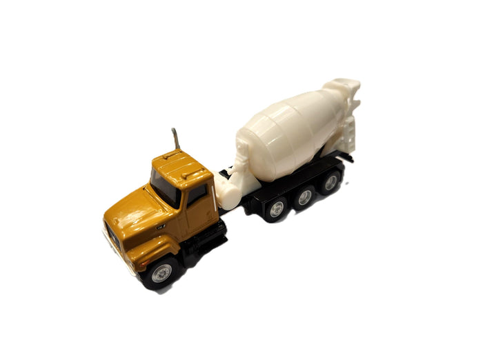 Diecast Masters Non Riding Toy Vehicle, Yellow, Contemporary