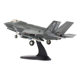 HM Hobbymaster Sculpture