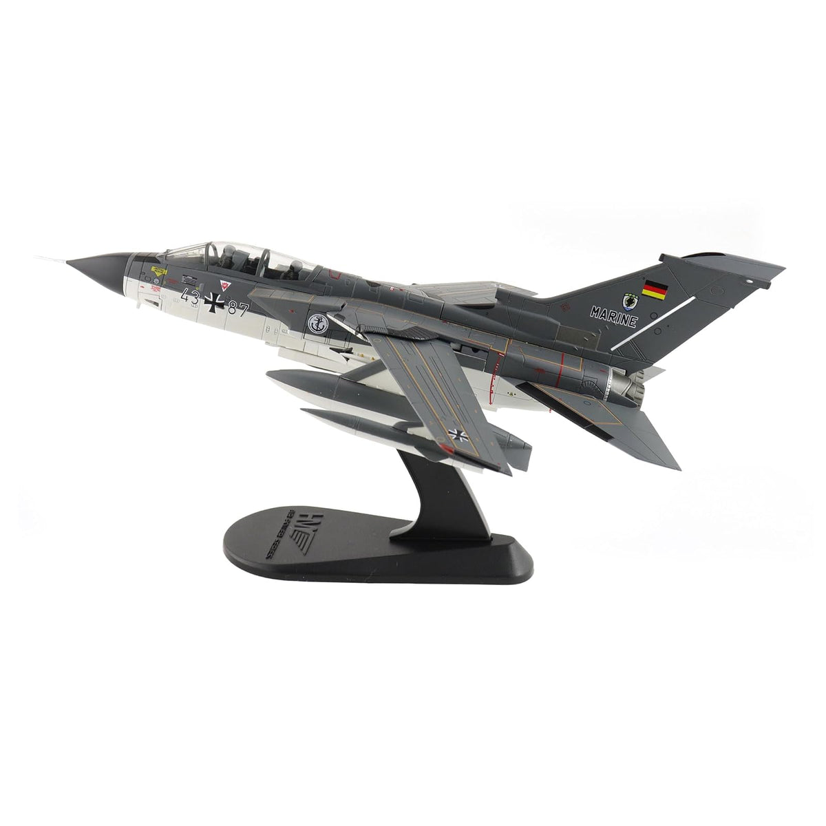 HM Hobbymaster Sculpture