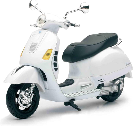 New Ray Toys Vespa GTS 300 Super Die Cast Replica Model (Color May Vary)