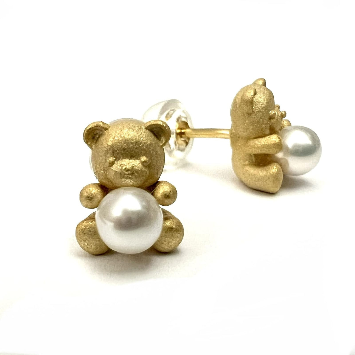 TIMELESS. PEARL Earring, 0.8cm * 0.5cm, White, Natural