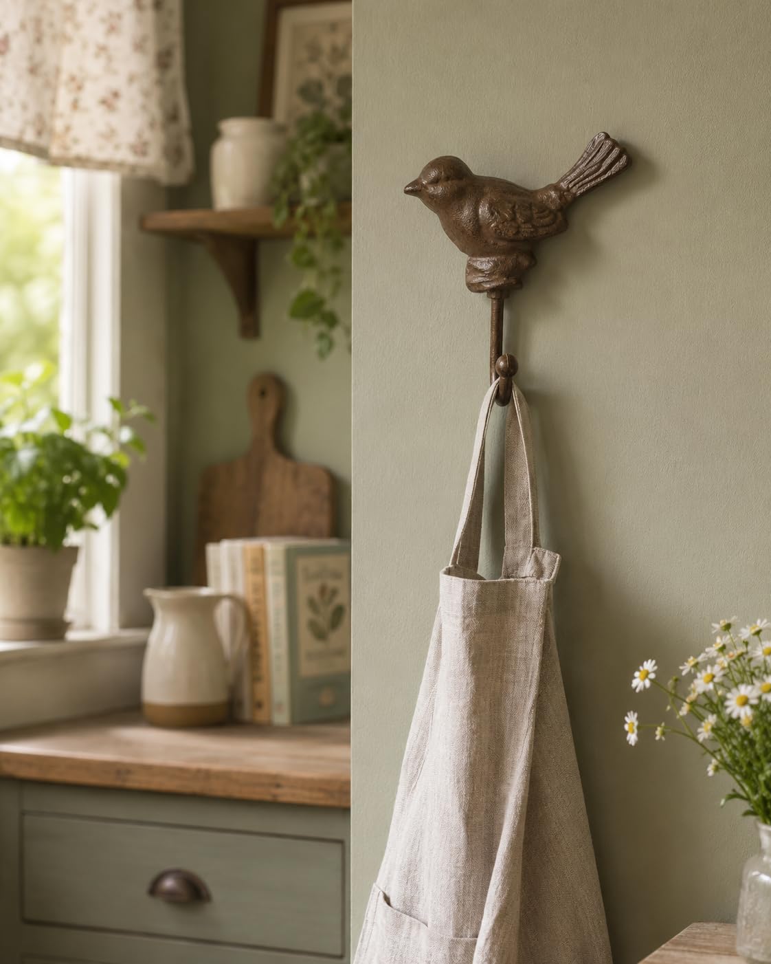 Comfy Hour 5 Inch Bird Wall Hook, Vintage Sparrow Hanger, 1 Pack