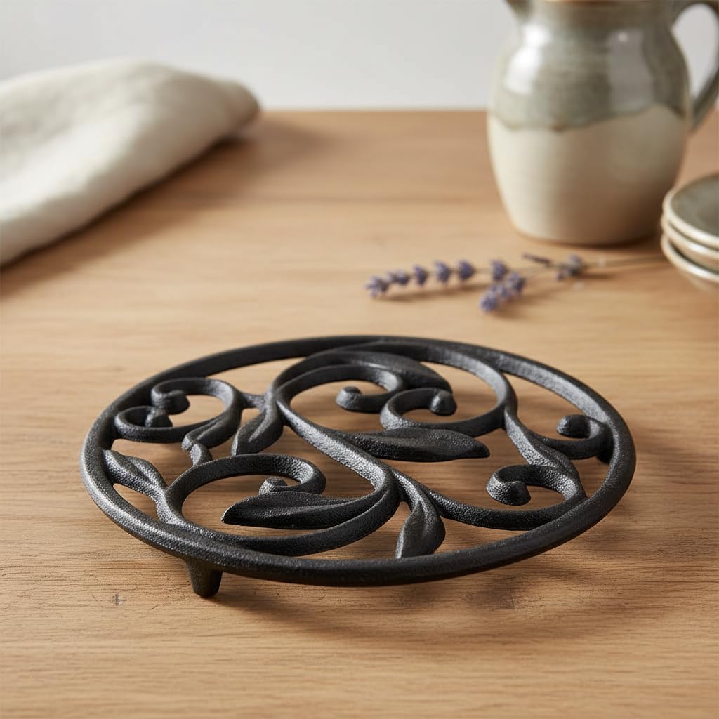 Comfy Hour Trivet, Black, Lodge