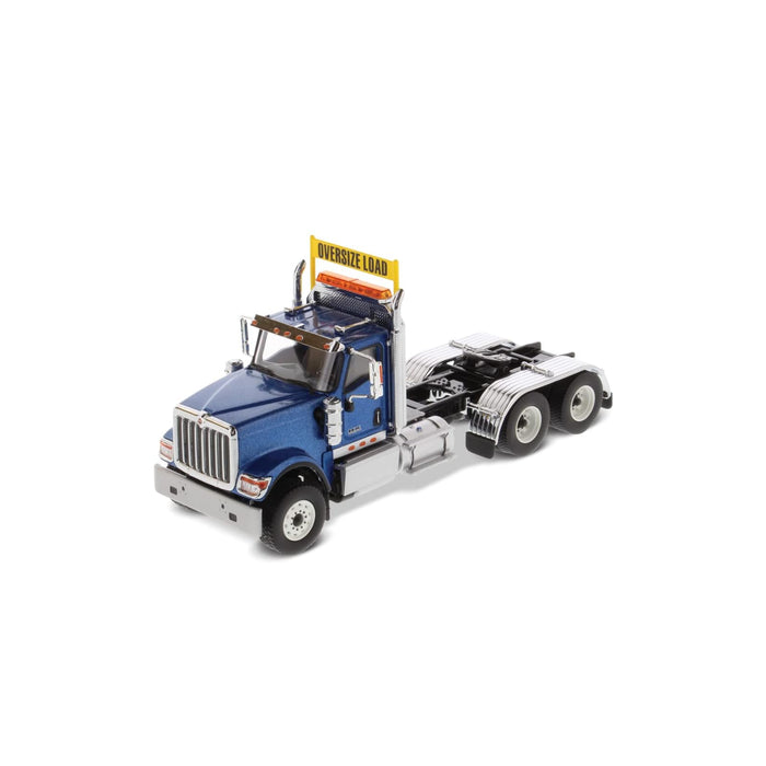 Diecast Masters Non Riding Toy Vehicle, 6.37 inches, Tandem - Metallic Blue