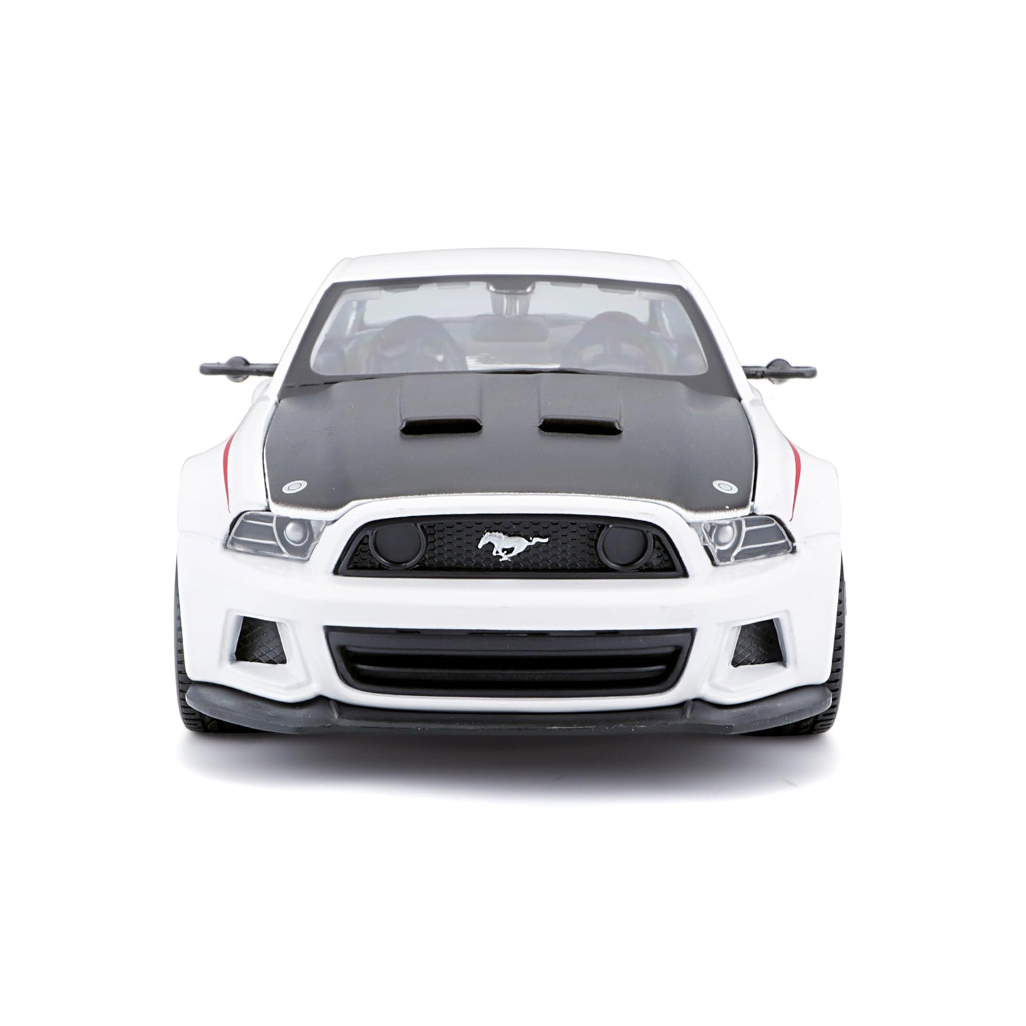 Maisto 31506W 1:24 2014 Ford Mustang Street Racer, Assorted Colours, Blanco