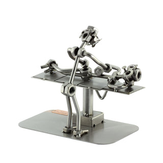 Steelman24 Sculpture, 4,72 x 2,76 x 6,69, Metal