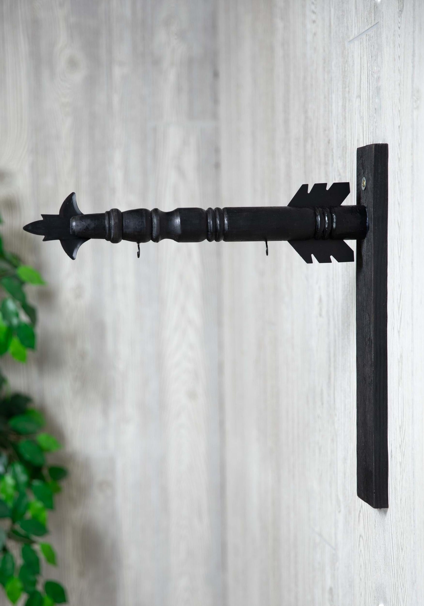 K&K Interiors Arrow Replacement Decorative Hanging Sign, Black
