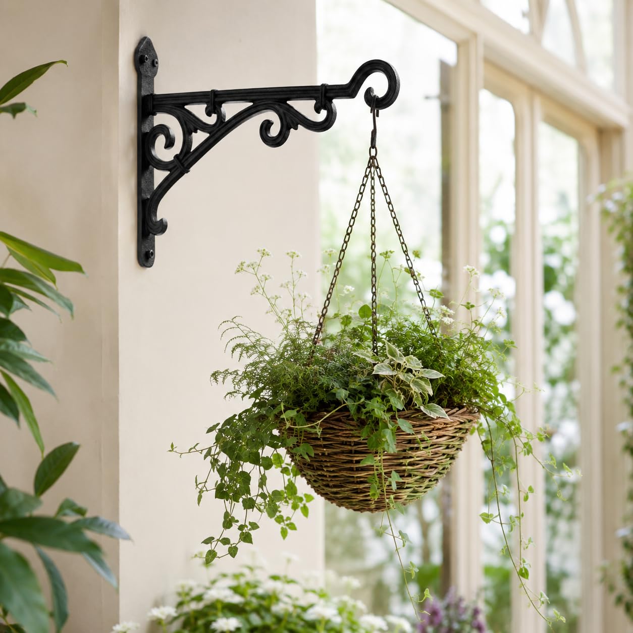 Comfy Hour Cast Iron Wall Mount Bracket - Primitive, Brown