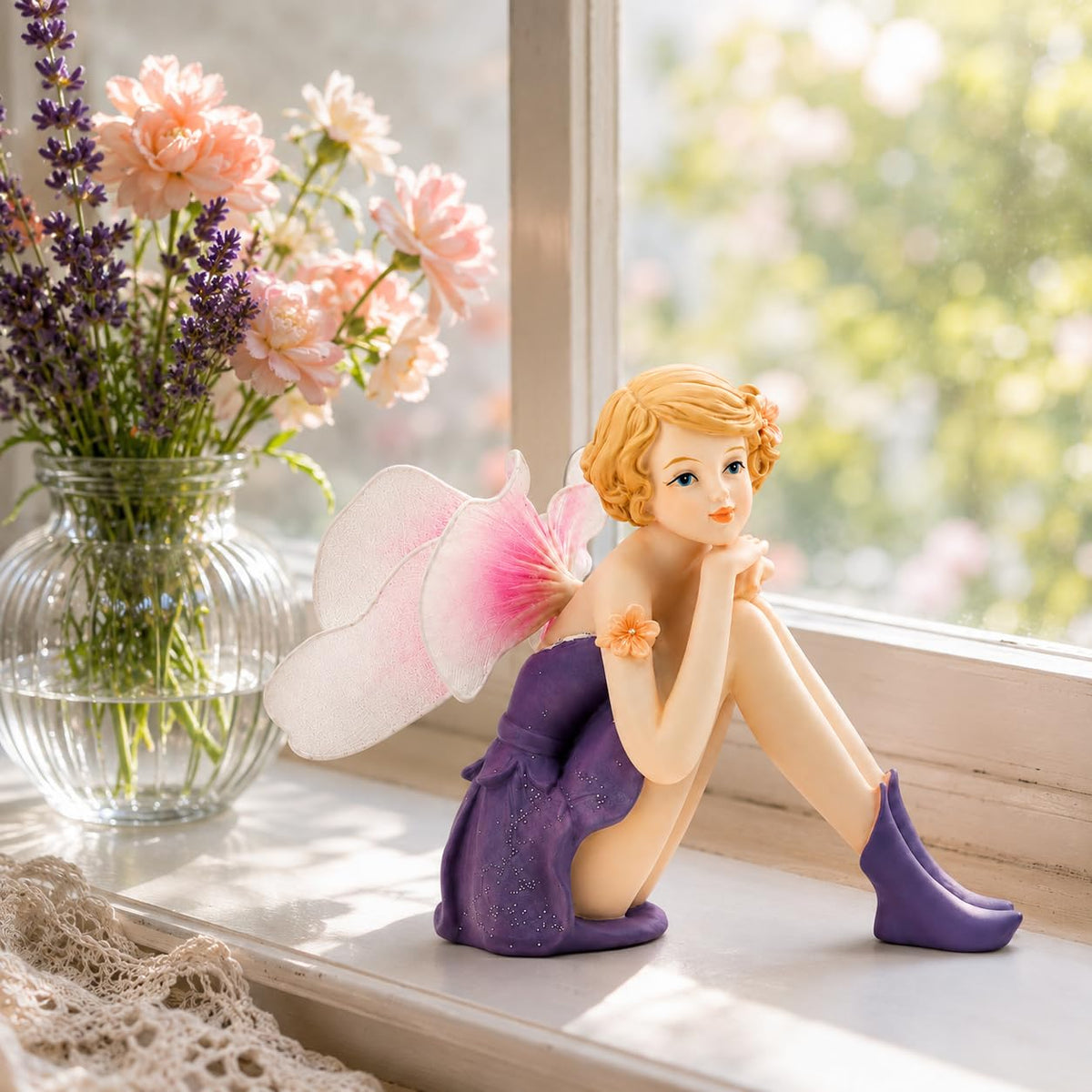 Comfy Hour Figurine, 3.8", Violet and Pink