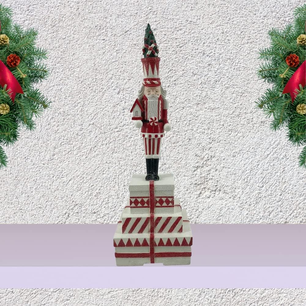 Comfy Hour 12" Nutcracker Stocking Hanger Xmas Decoration, Green, Polyresin