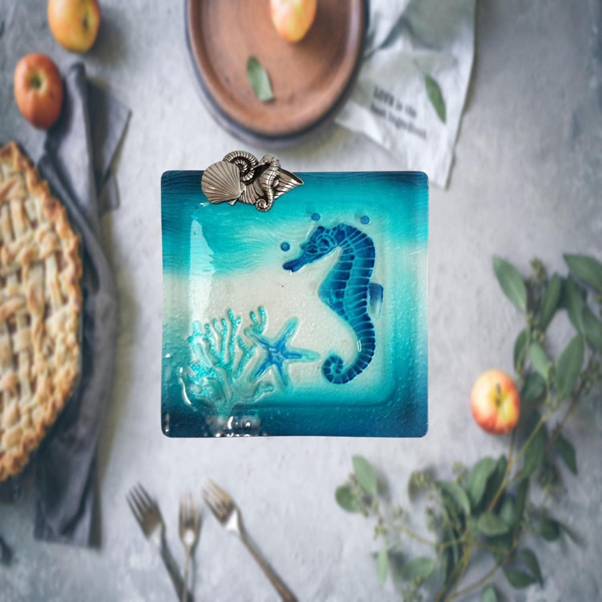 Comfy Hour Under The Sea Collection Decorative Ocean Coastal Seahorse Starfish Coral Sea Snail Conch Square Glass Plate Dishwasher Safe