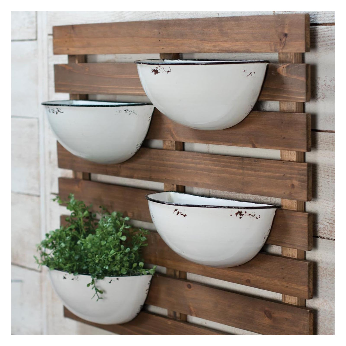 Foreside Home and Garden Planter, Rustic, White