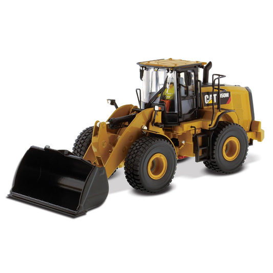 Diecast Masters Non Riding Toy Vehicle, 1:50, Yellow