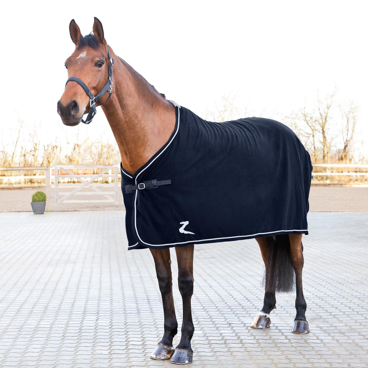 HORZE Pet Apparel, 69 in, Navy Blue/Silver