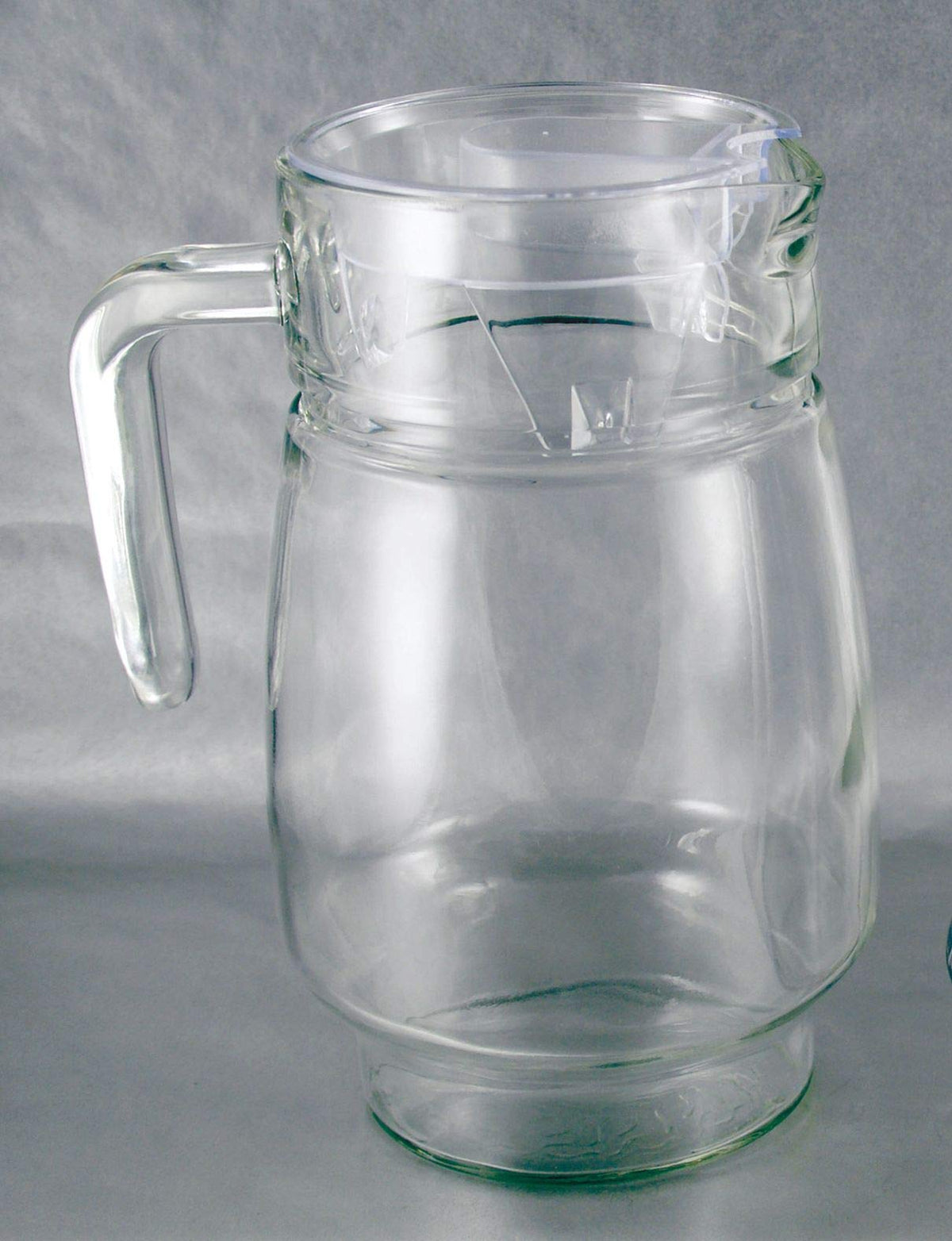 Grant Howard 52089 Pot Belly pitcher with Pouring Lid, 50 oz.