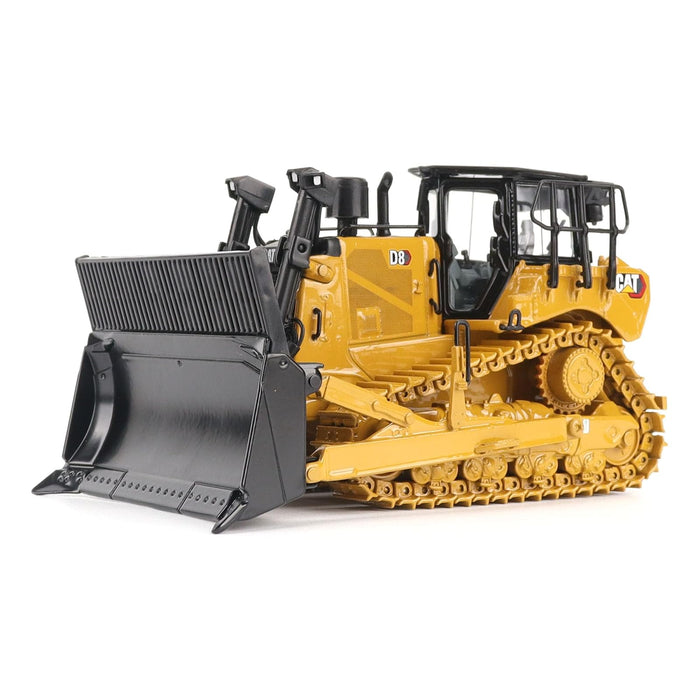Diecast Masters Non Riding Toy Vehicle, 5.75 x 3.25 x 2.85 inches, Yellow