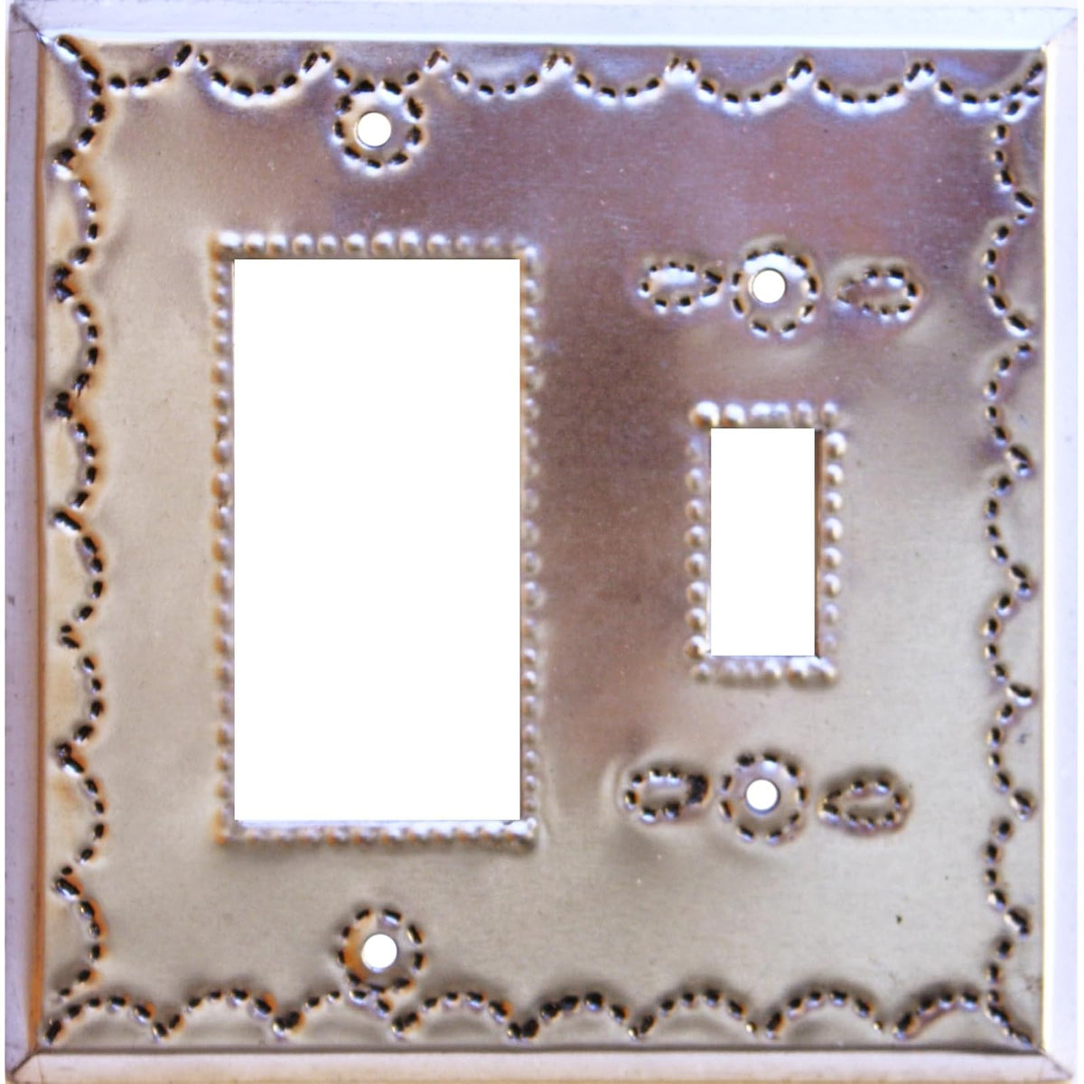 Fine Crafts Imports Wall Plate, Tin, Ivory,Silver