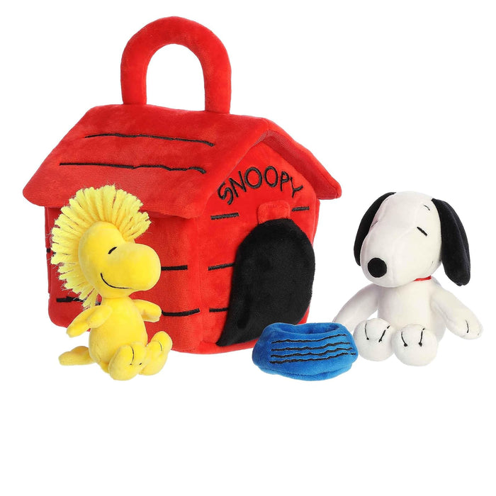 PEANUTS Toy Figure Playset