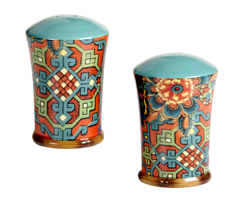 Tracy Porter for Poetic Wanderlust Eden Ranch Salt & Pepper
