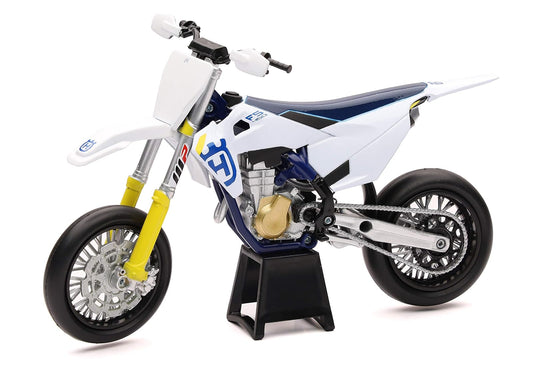 New Ray Toys FS450 White and Blue 1/12 Diecast Motorcycle Model by New Ray 58163