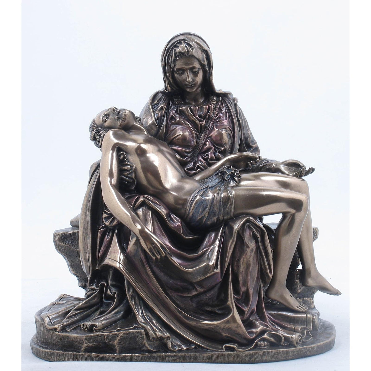Sculpture by US