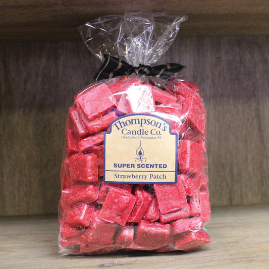 Thompson's Candle Co. Strawberry Patch Bulk Bag of Crumbles - 32oz