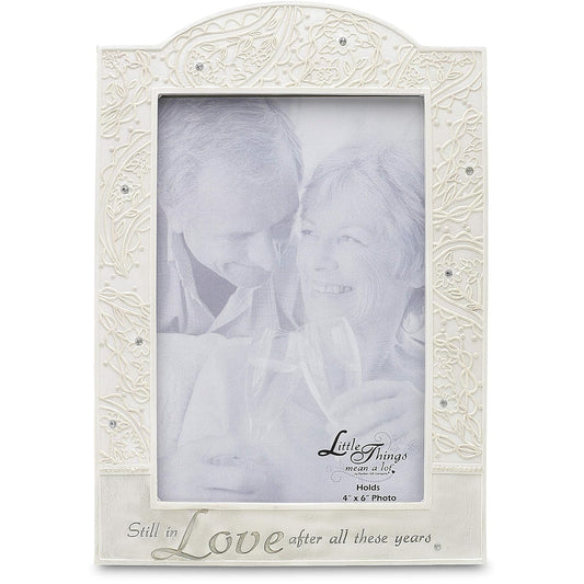 Pavilion Gift Company Picture Frame, 5 by 8-Inch, White